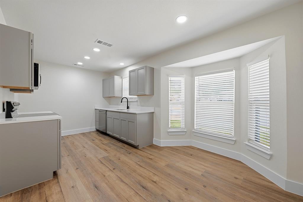 6656 Starnes Road Watauga, TX 76148 - Photo 13 of 34