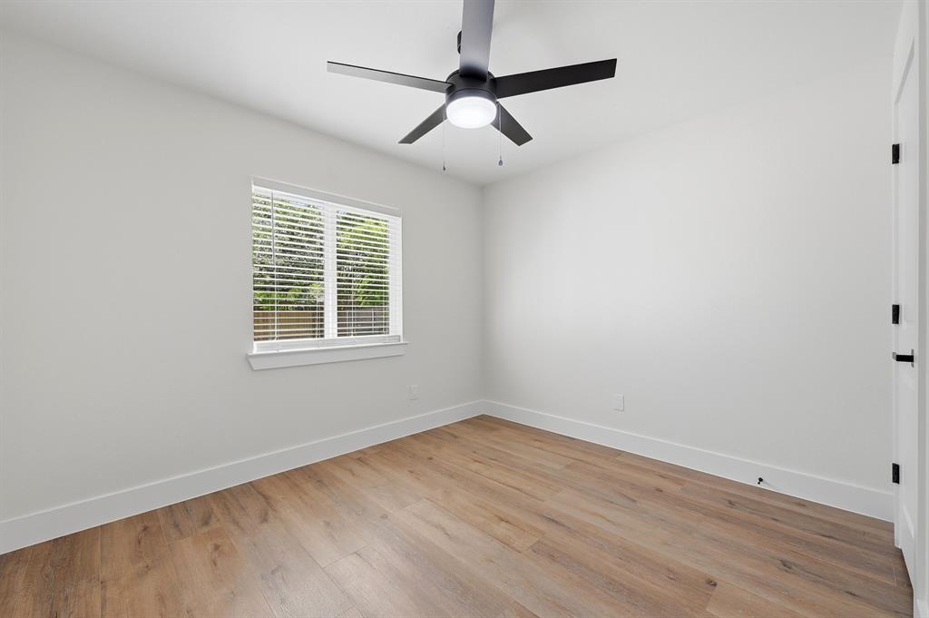 6656 Starnes Road Watauga, TX 76148 - Photo 23 of 34