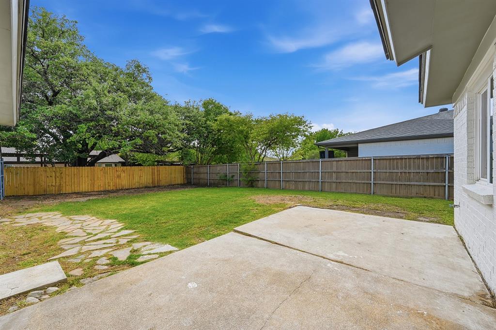 6656 Starnes Road Watauga, TX 76148 - Photo 30 of 34