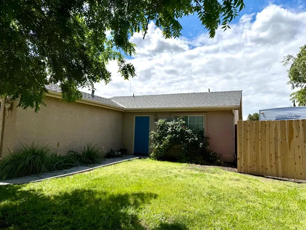 $325,000 | 2034 McPherson Avenue, Dos Palos, CA 93620