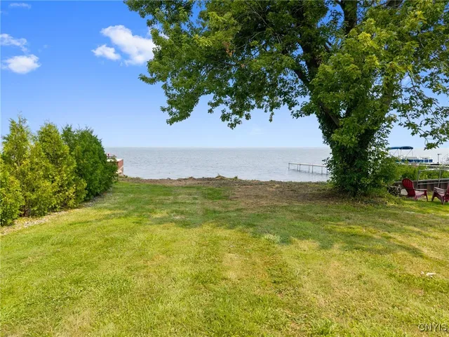 $220,000 | 7131 Lakeshore Road, Cicero, NY 13039