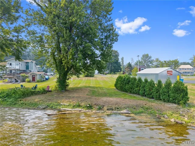 $220,000 | 7131 Lakeshore Road, Cicero, NY 13039