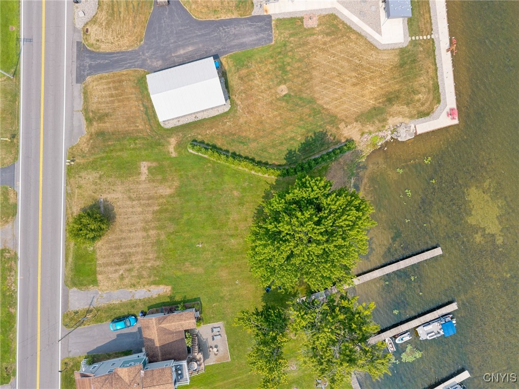 7131 Lakeshore Road Cicero, NY 13039 - Photo 4 of 17