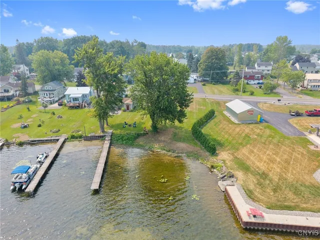 $220,000 | 7131 Lakeshore Road, Cicero, NY 13039