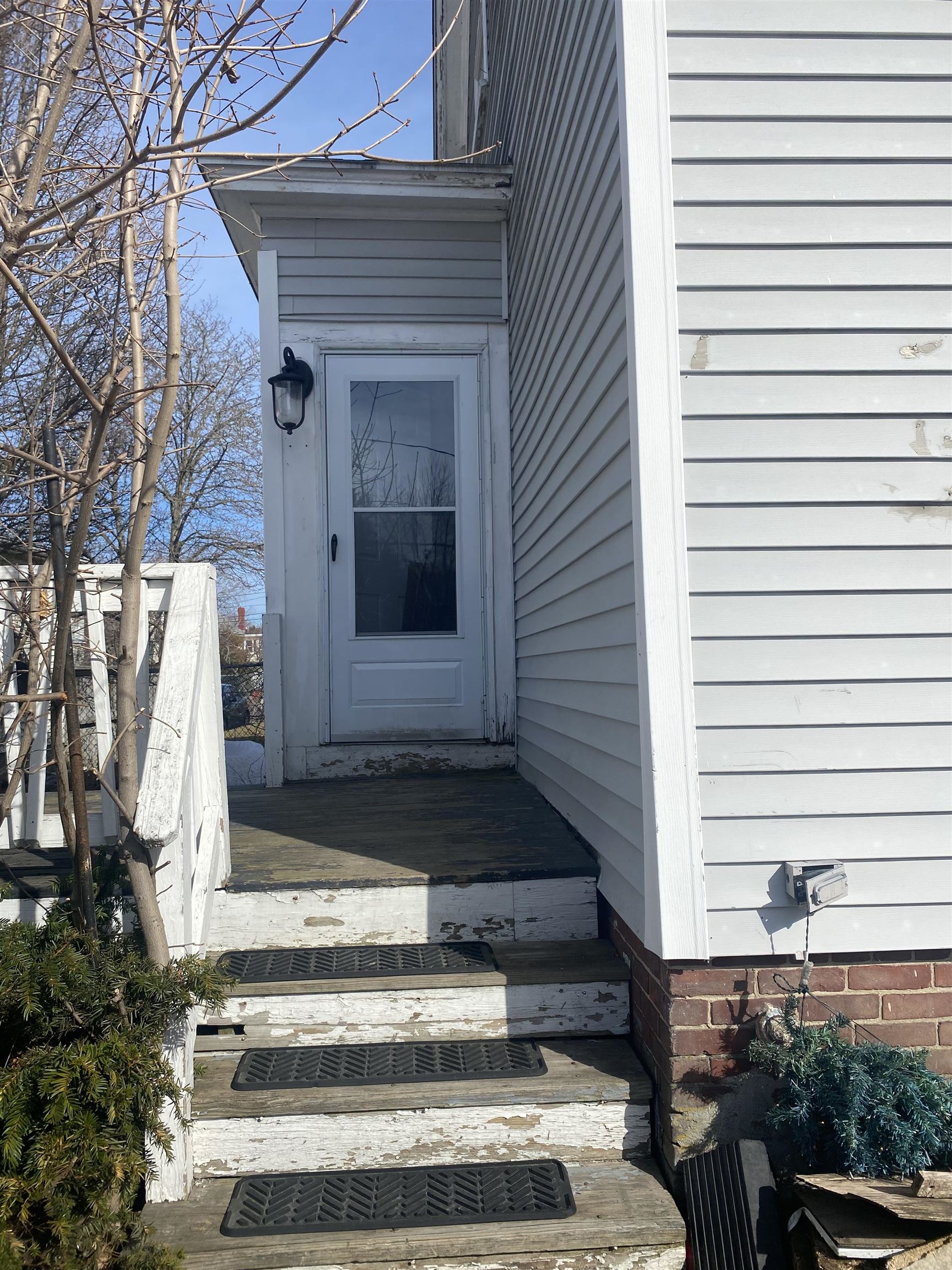 8 Ham Street Dover, NH 03820 - Photo 2 of 13