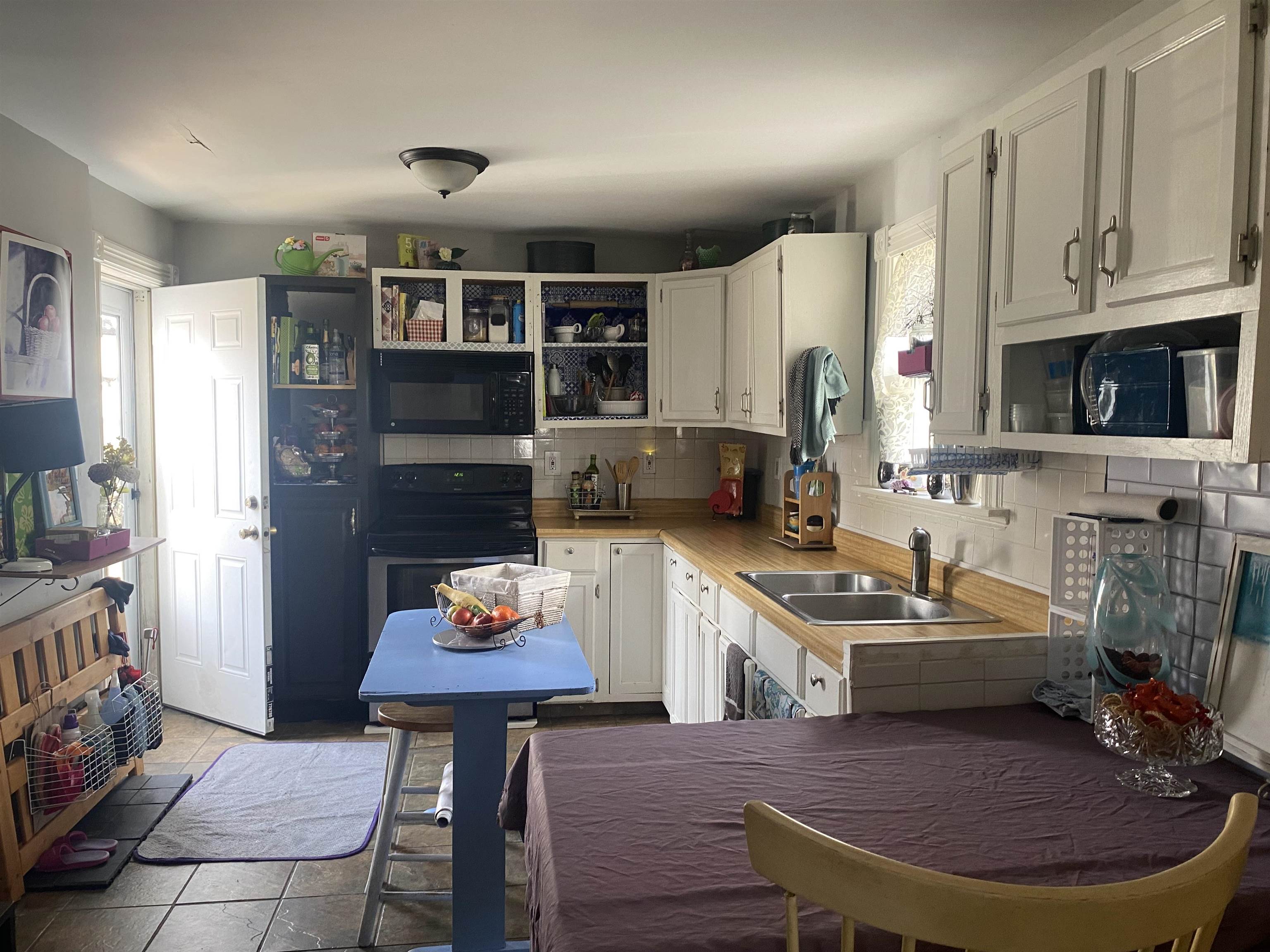 8 Ham Street Dover, NH 03820 - Photo 4 of 13