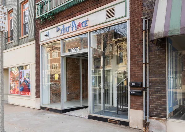a view of a building entrance
