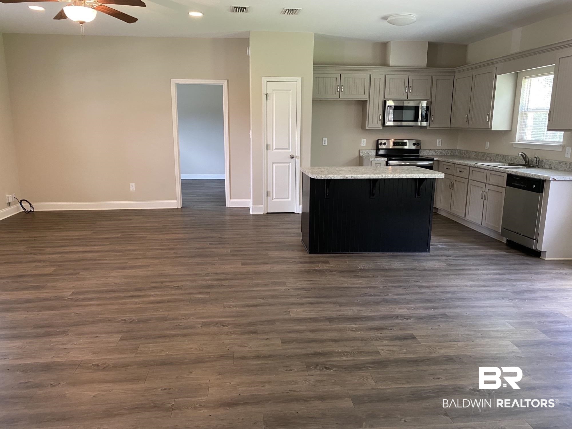 12875 Pearson Lane Wilmer, AL 36587 - Photo 3 of 14