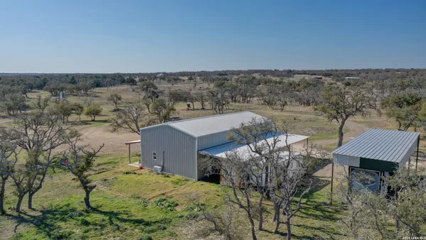 $474,900 | 200 Mosel Road, Harper, TX 78631