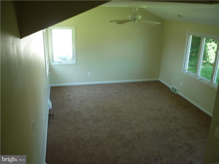 109 Somerset Road Glassboro, NJ 08028 - Photo 9 of 10 Living Room