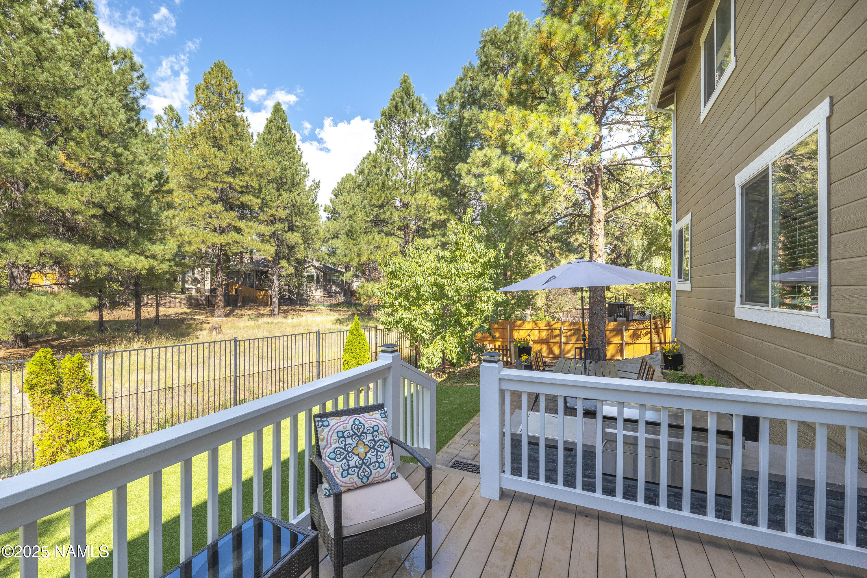 5053 South Topaz Road Flagstaff, AZ 86005 - Photo 21 of 25 a view of balcony with furniture