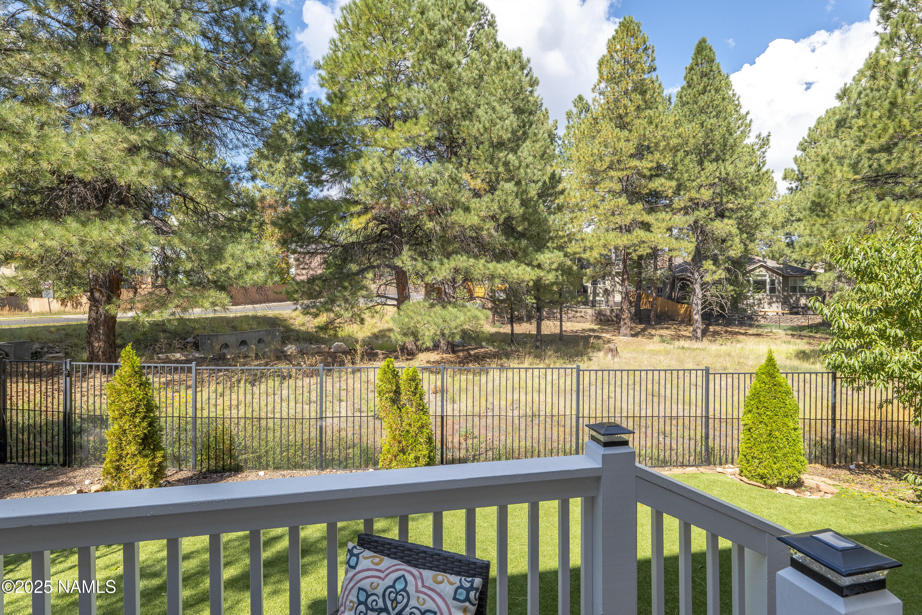 5053 South Topaz Road Flagstaff, AZ 86005 - Photo 23 of 25 a view of a balcony with lake view
