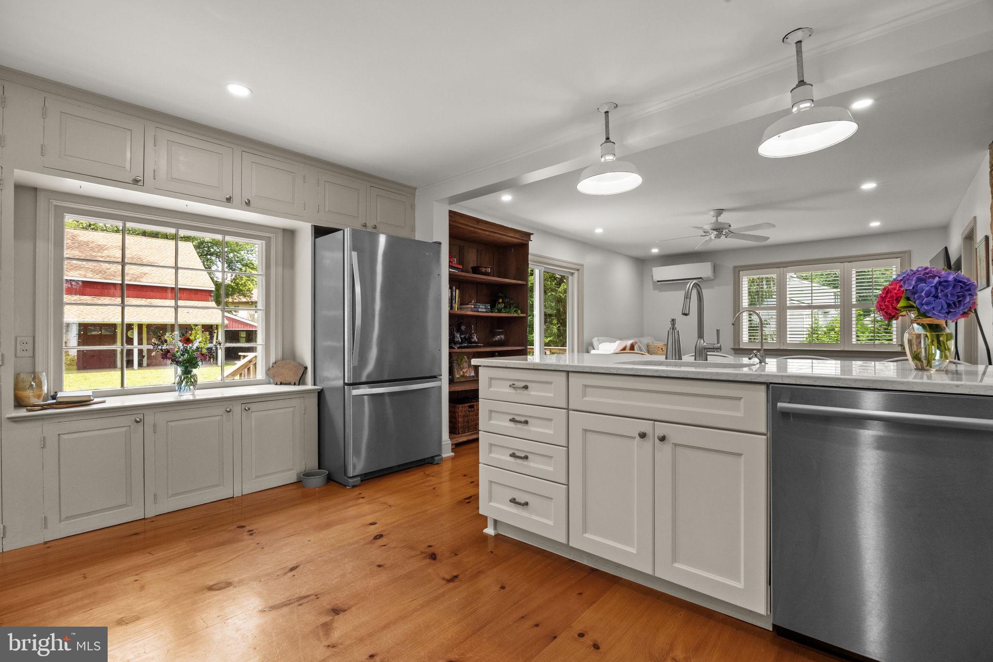 740 Newtown Road Warminster, PA 18974 - Photo 6 of 50 Gallery Image 6