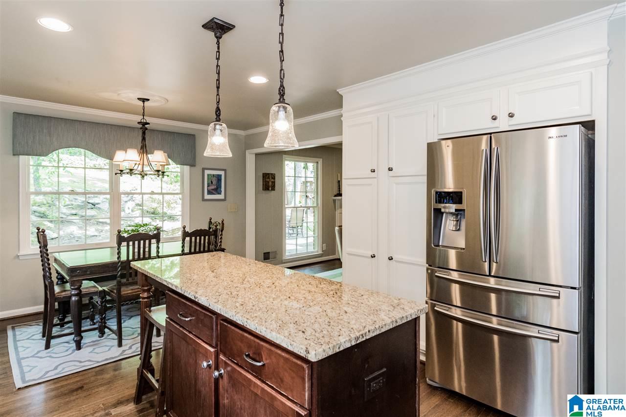 3016 Ryecroft Road Mountain Brook, AL 35223 - Photo 8 of 33