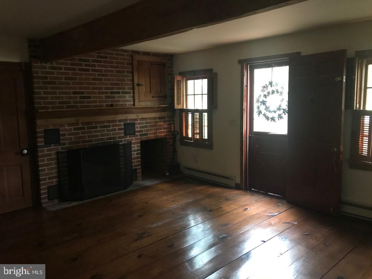 15376 Hudson Road Milton, DE 19968 - Photo 21 of 67 Living Room with fireplace