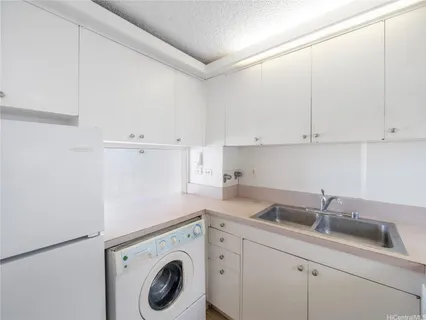 $415,000 | 2421 Ala Wai Boulevard, Unit 1204, Honolulu, HI 96815