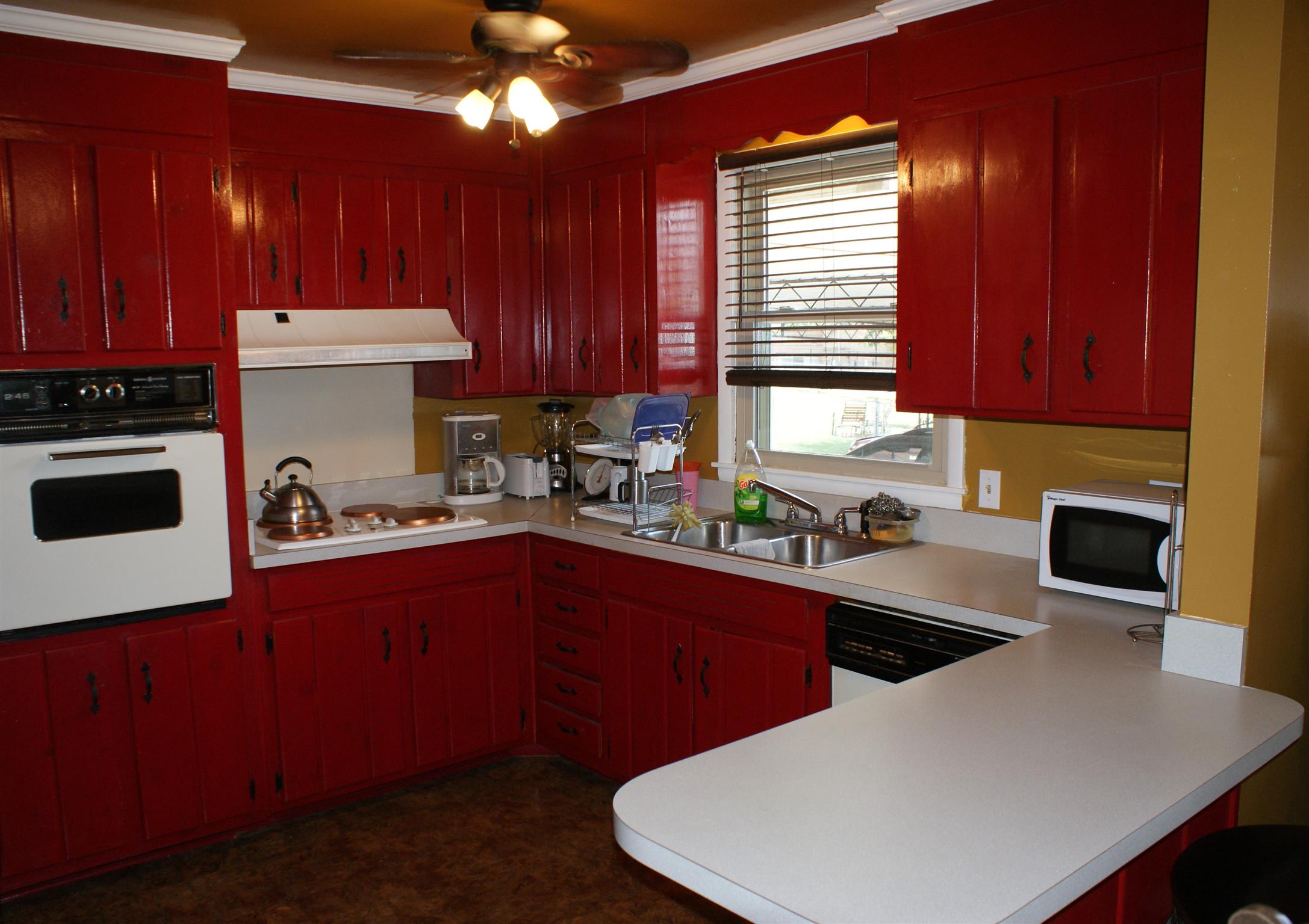 280 Bell Road Nashville, TN 37217 - Photo 2 of 22 Beautiful Spacious Kitchen - Lots of Cabinets