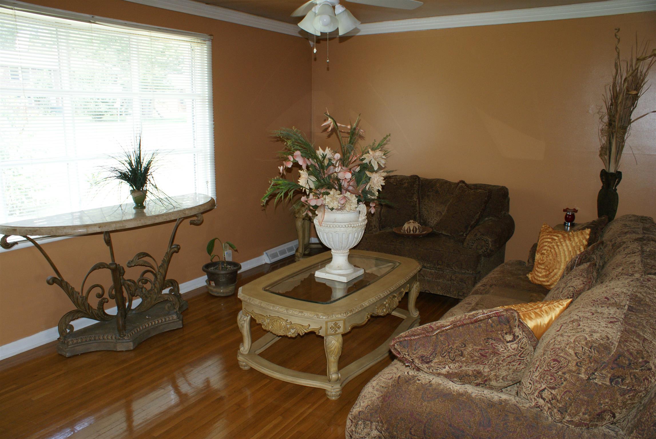 280 Bell Road Nashville, TN 37217 - Photo 5 of 22 Formal Living Room