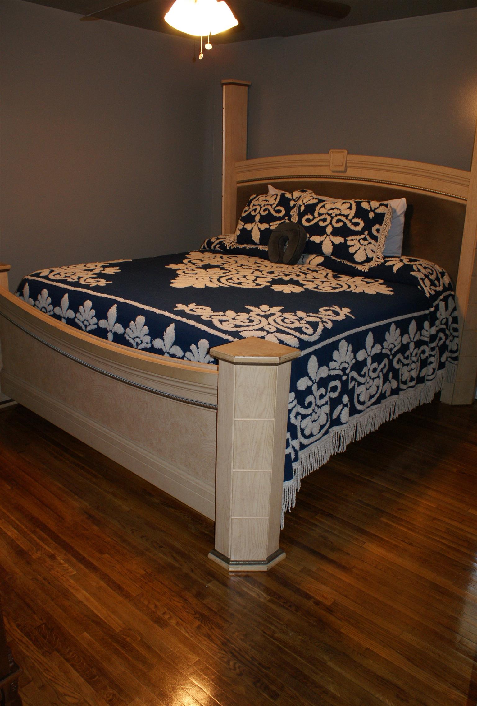 280 Bell Road Nashville, TN 37217 - Photo 7 of 22 Master Bedroom is spacious enough for this King Bed. It has a large double closet.