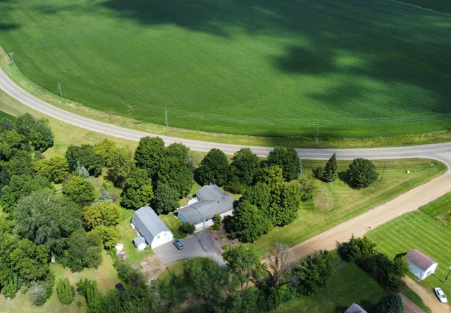 $599,900 | 58560 Kirkwood Road, Mankato, MN 56001