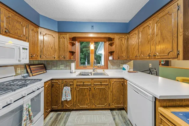 $599,900 | 58560 Kirkwood Road, Mankato, MN 56001