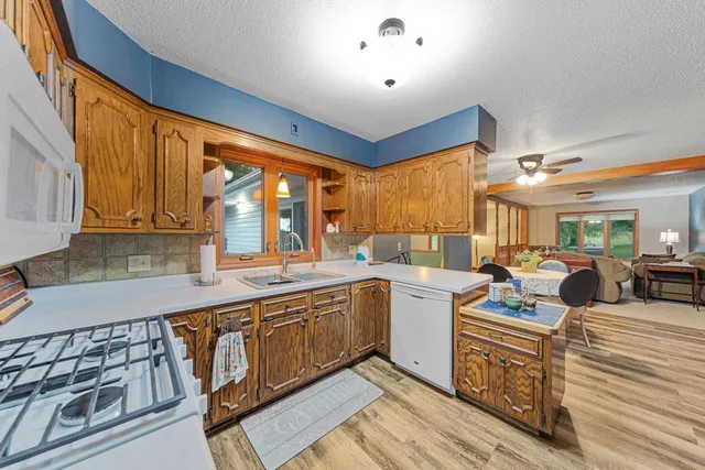 $599,900 | 58560 Kirkwood Road, Mankato, MN 56001