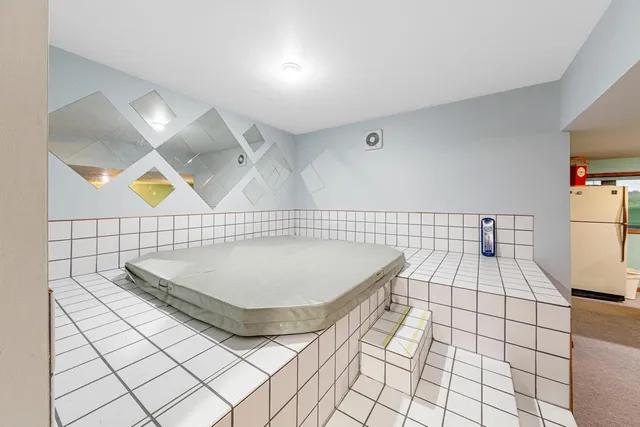 $599,900 | 58560 Kirkwood Road, Mankato, MN 56001