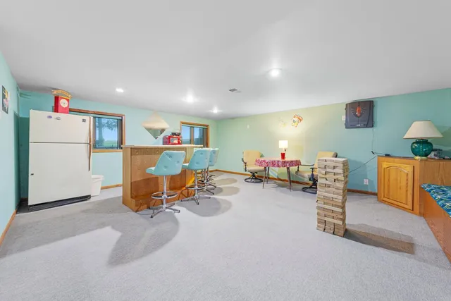 $599,900 | 58560 Kirkwood Road, Mankato, MN 56001