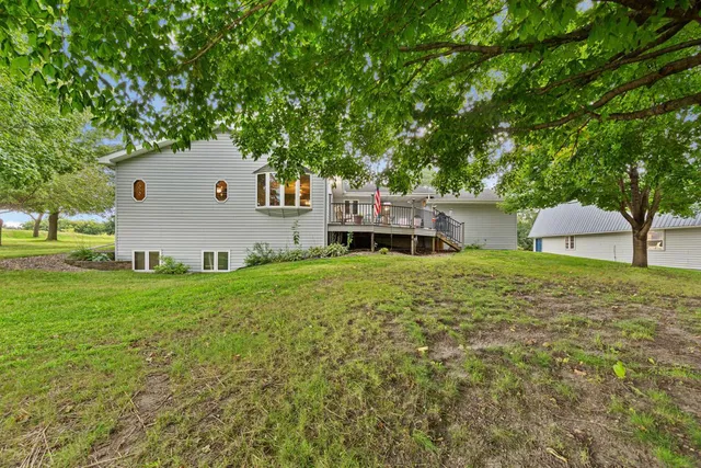 $599,900 | 58560 Kirkwood Road, Mankato, MN 56001