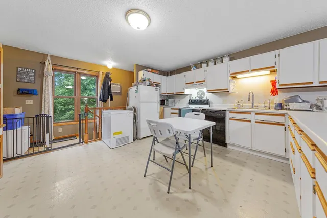 $599,900 | 58560 Kirkwood Road, Mankato, MN 56001