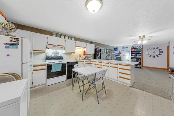 $599,900 | 58560 Kirkwood Road, Mankato, MN 56001