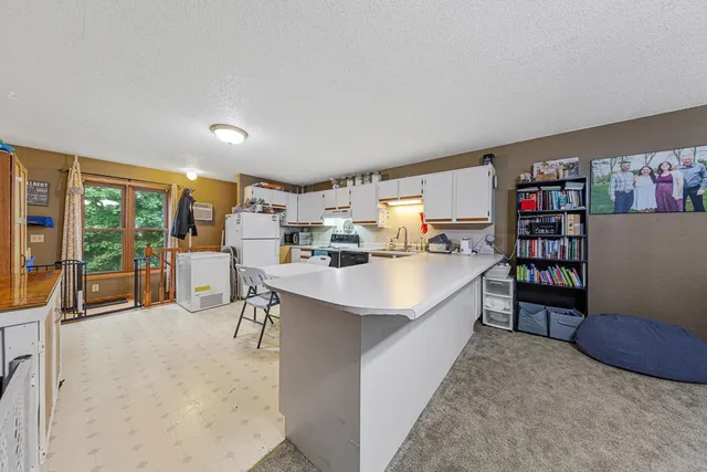 $599,900 | 58560 Kirkwood Road, Mankato, MN 56001