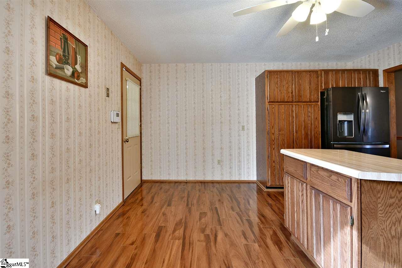 1011 Cherokee Road Pelzer, SC 29669 - Photo 18 of 36