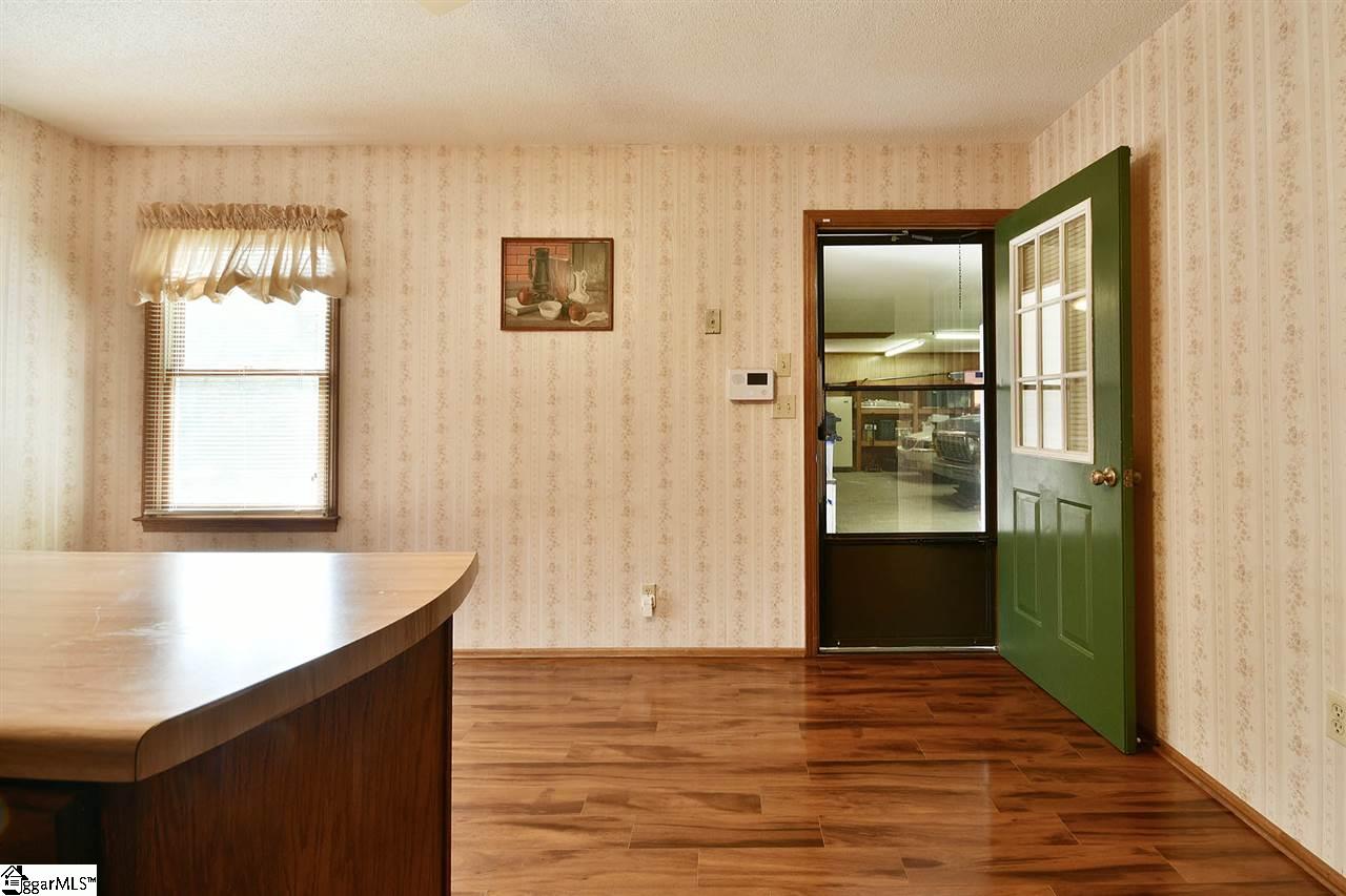 1011 Cherokee Road Pelzer, SC 29669 - Photo 21 of 36