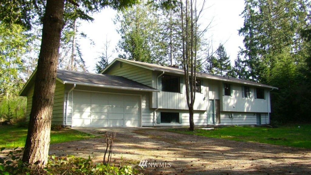 3219 Locker Road Southeast Port Orchard, WA 98366 - Photo 1 of 18 Gallery Image 1