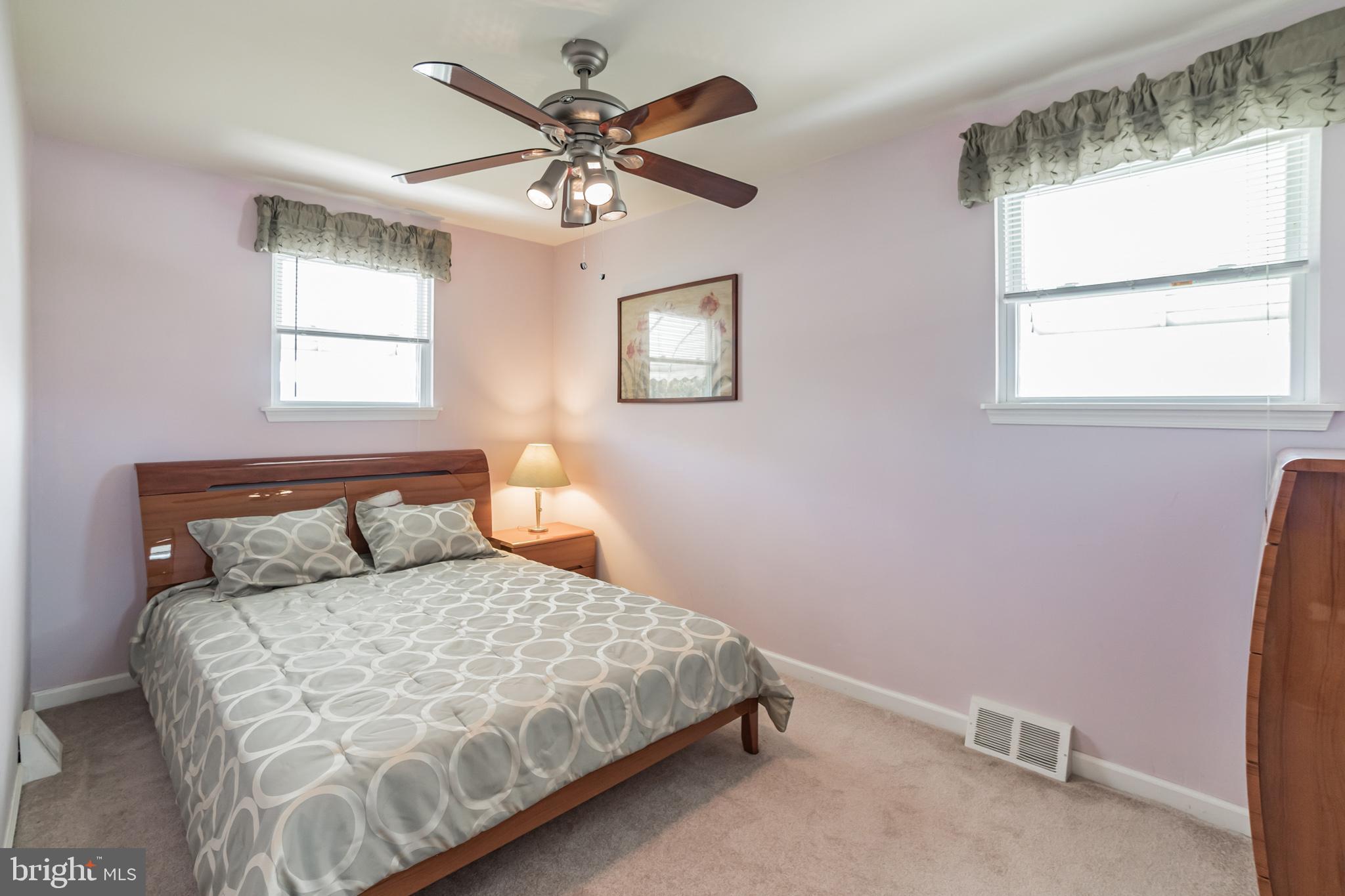 827 Avon Road Philadelphia, PA 19116 - Photo 24 of 31 Second Bedroom