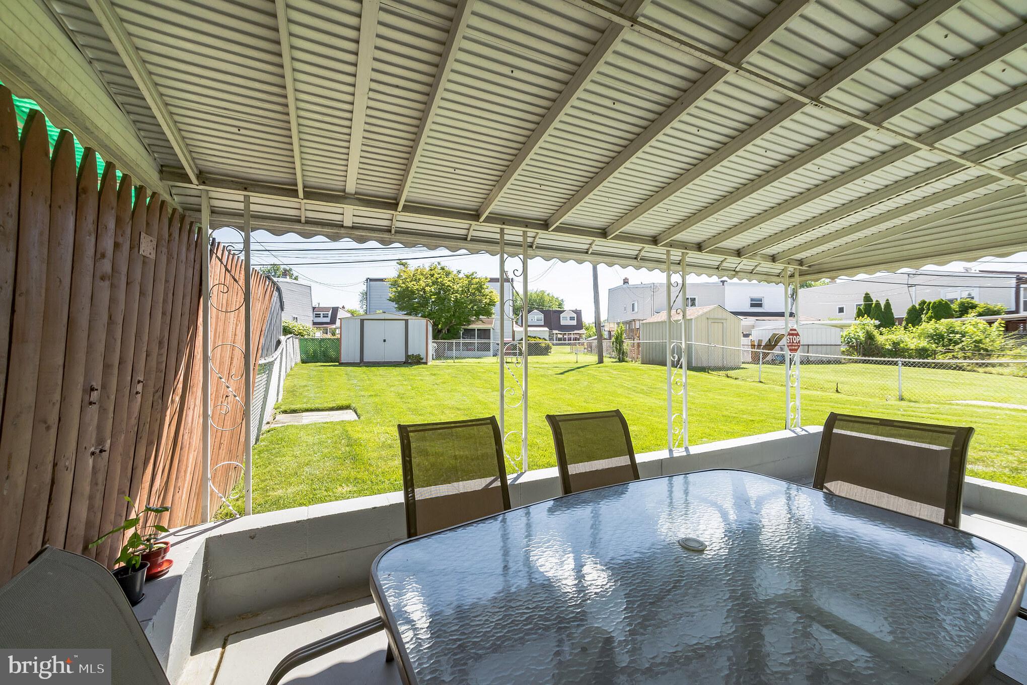 827 Avon Road Philadelphia, PA 19116 - Photo 30 of 31 Covered Patio