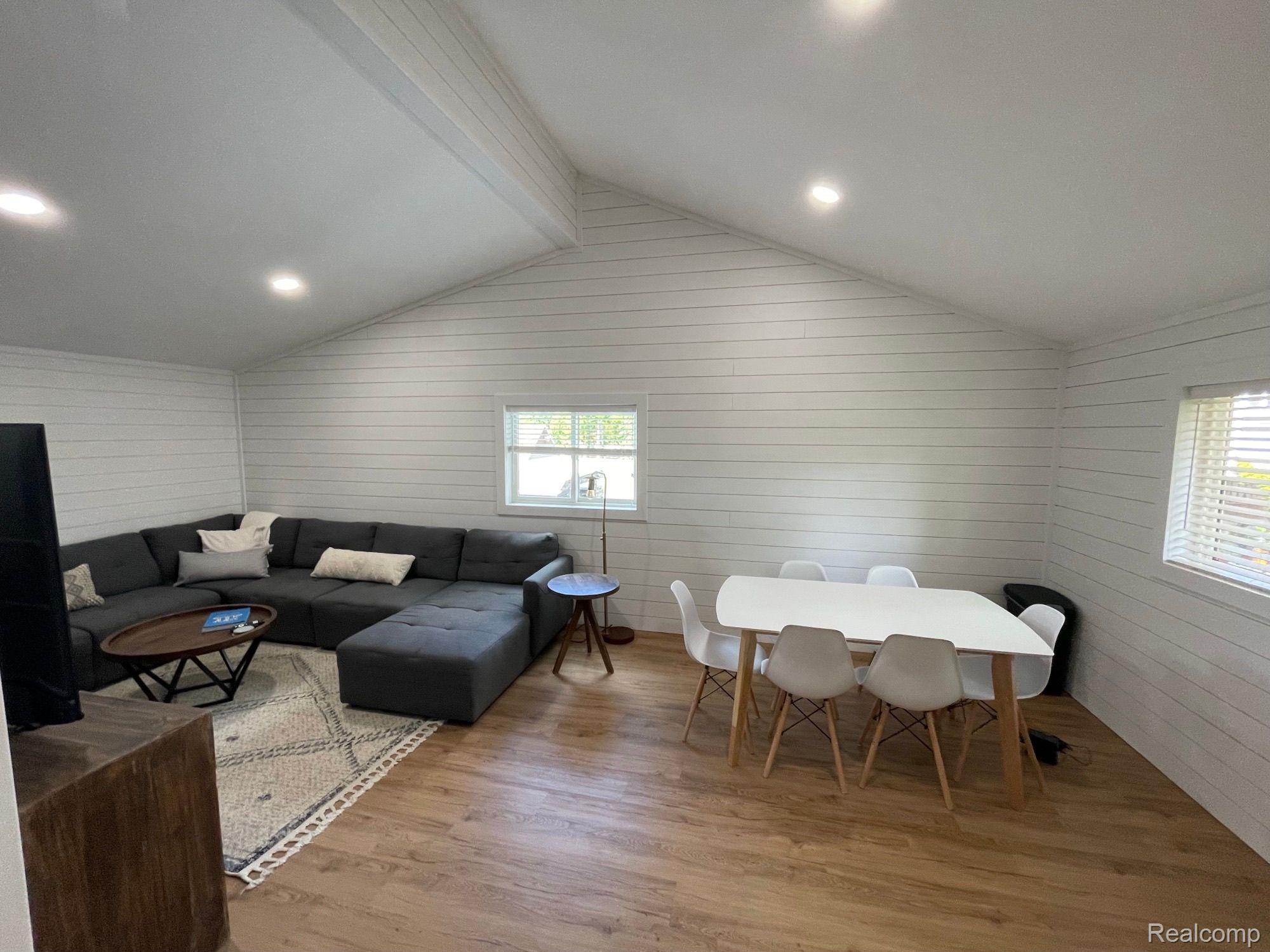 11485 Torrey Road Fenton, MI 48430 - Photo 26 of 27 Gallery Image 26