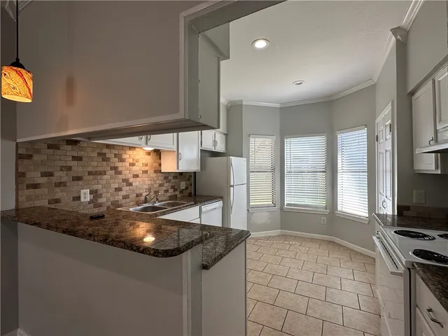 $1,500 | 2924 St Joseph Street, Unit N, Corpus Christi, TX 78418