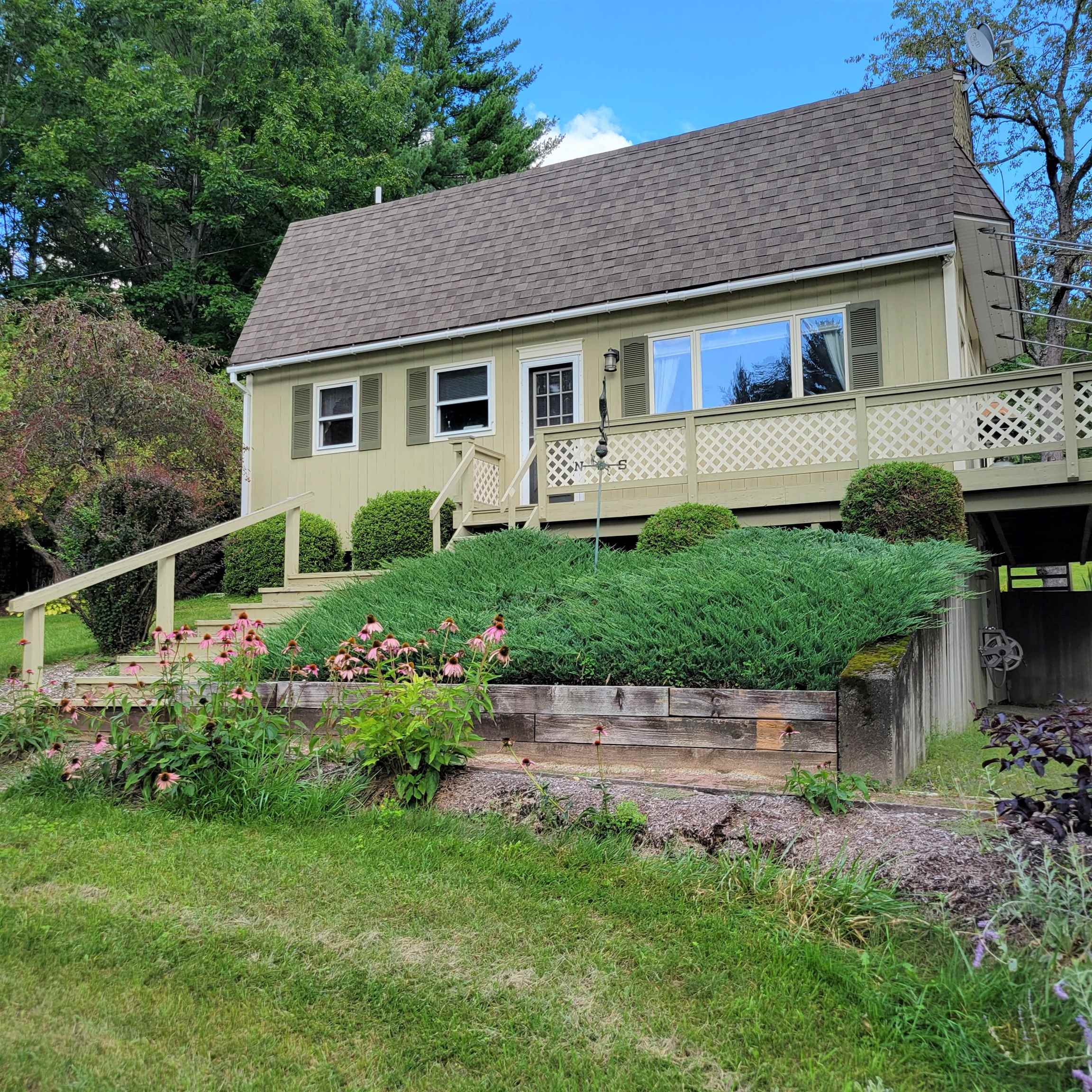 539 West Unity Road Claremont, NH 03743 - Photo 2 of 40 Gallery Image 2