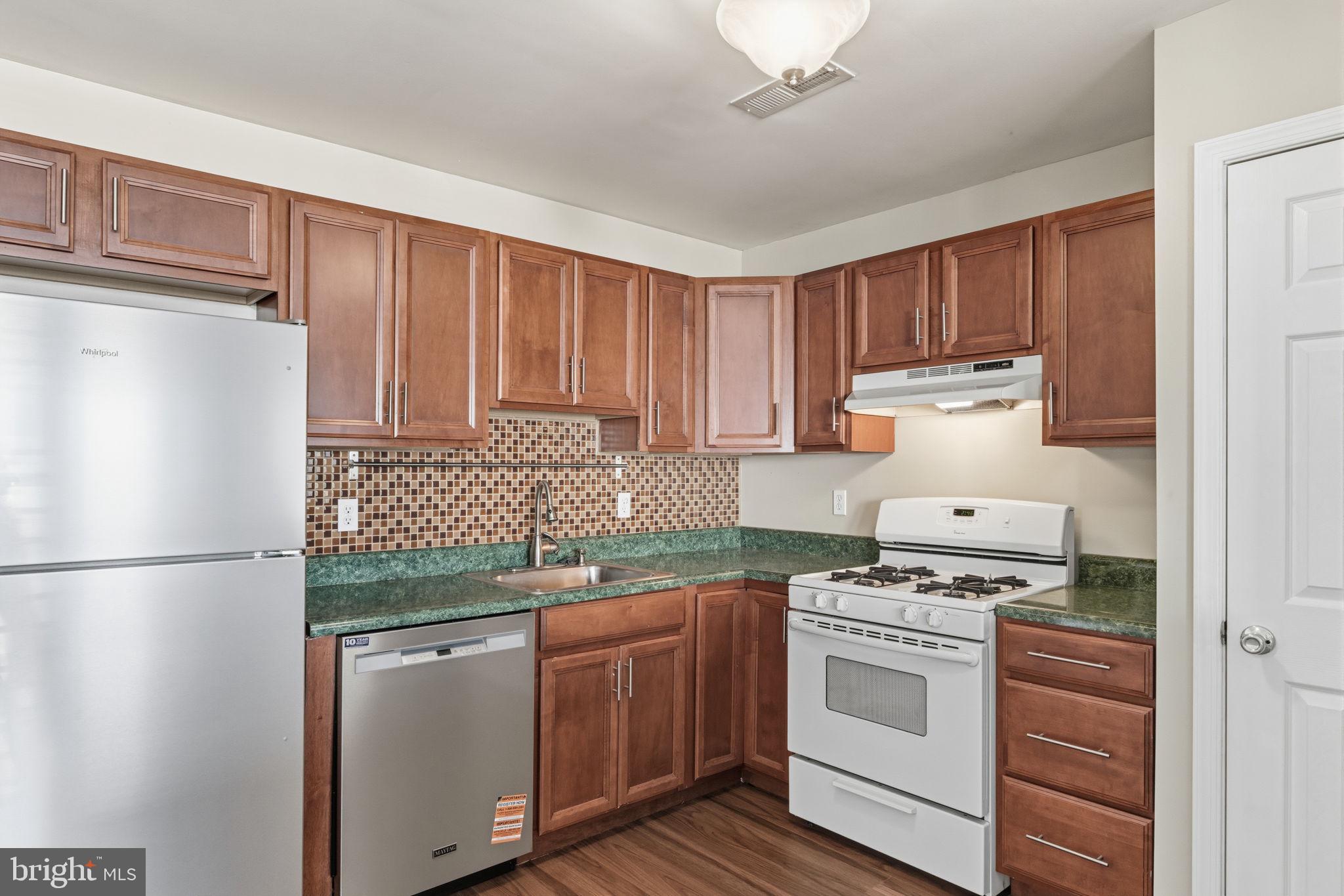 9228 Blue Grass Road, Unit 7 Philadelphia, PA 19114 - Photo 10 of 26