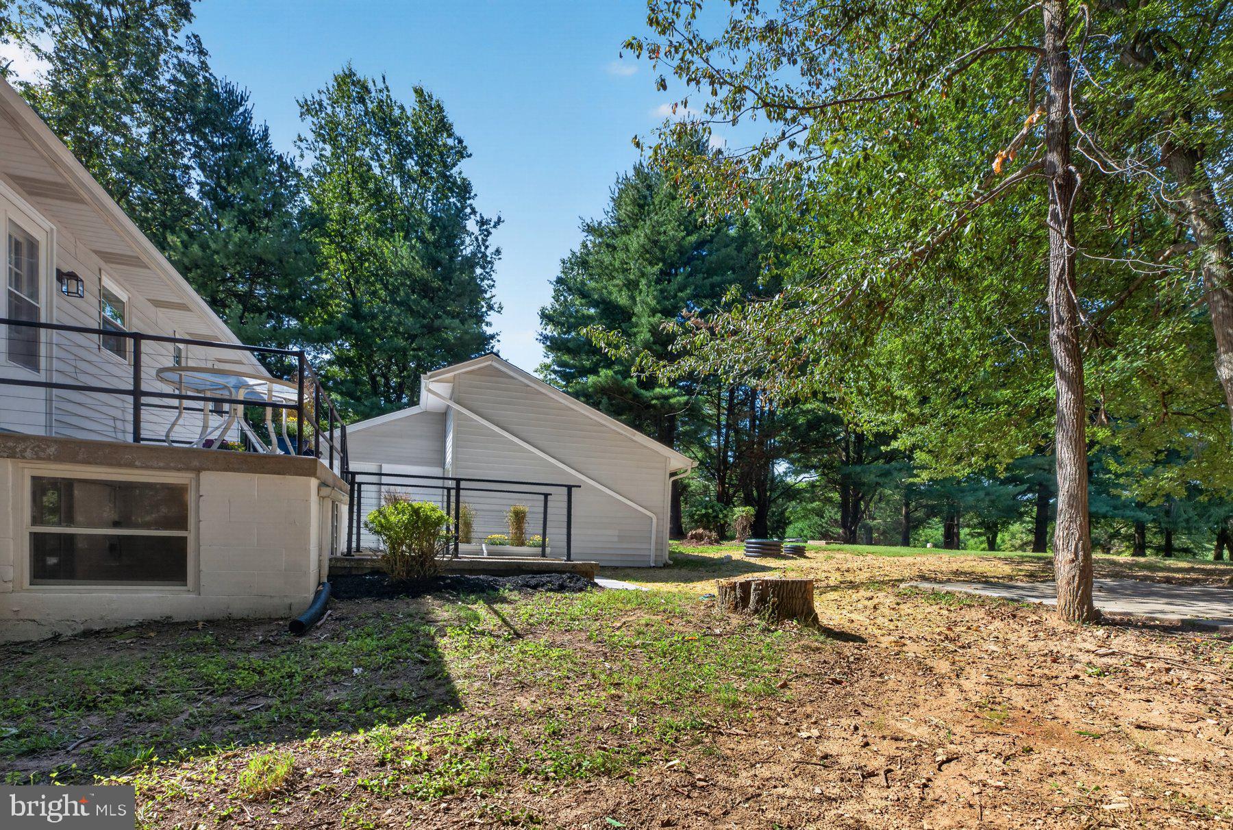 5002 Roller Road Manchester, MD 21102 - Photo 35 of 40 Back Patio