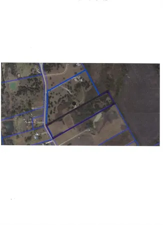 a black and white photo of a living room