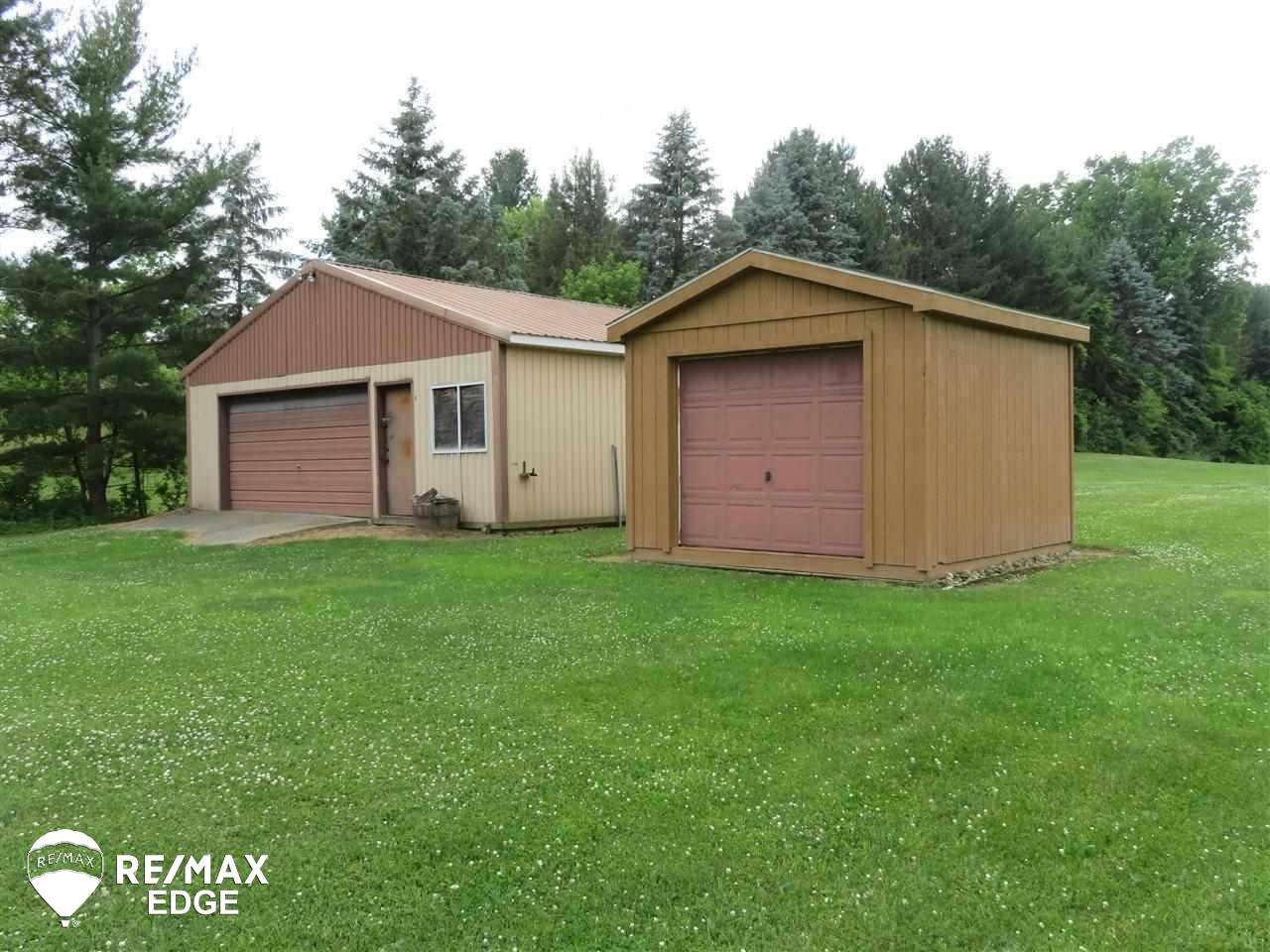 12523 East Bristol Road Davison, MI 48423 - Photo 51 of 57 21463795-50.JPG