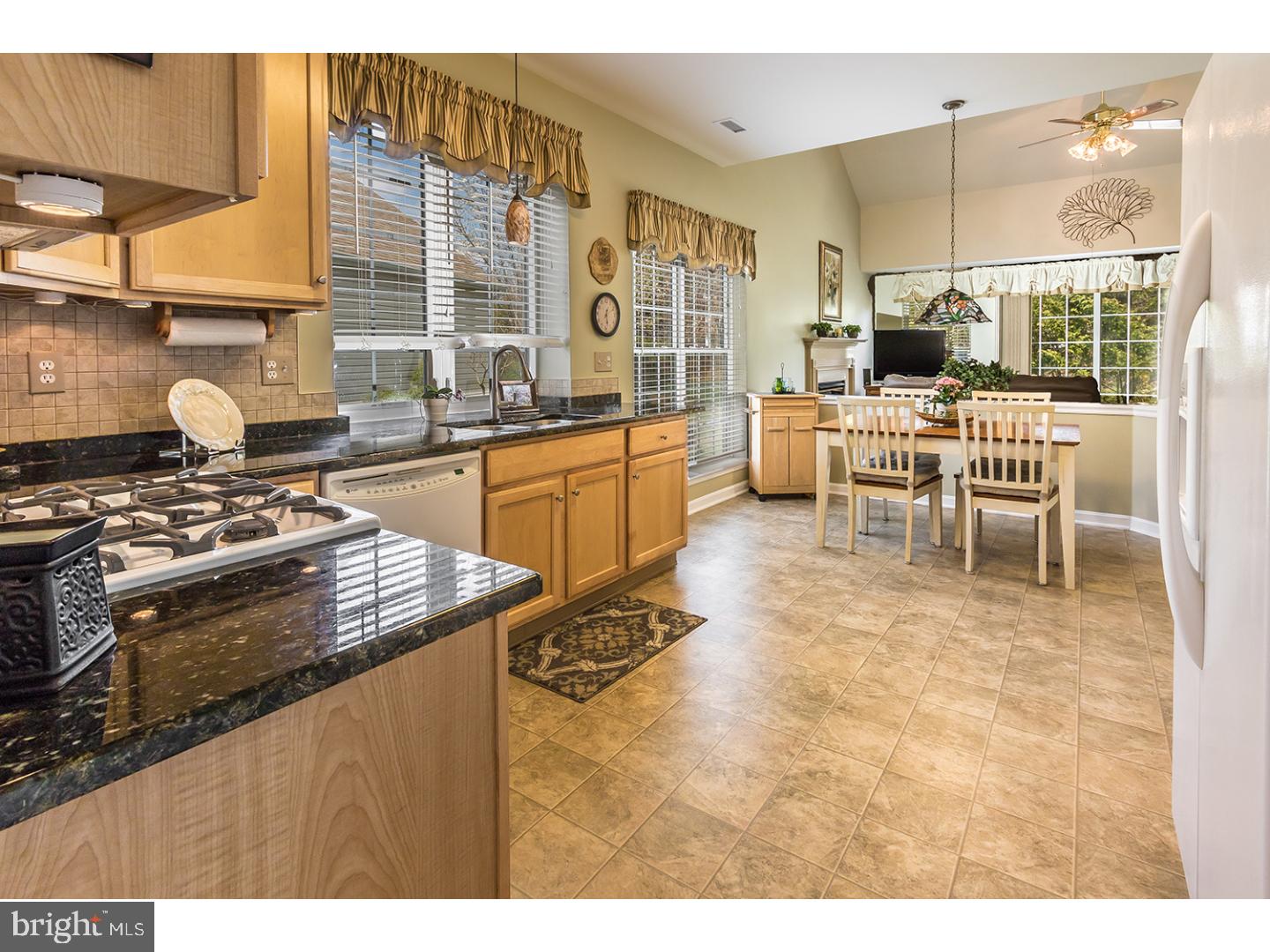 59 Shipps Way Delanco, NJ 08075 - Photo 5 of 25