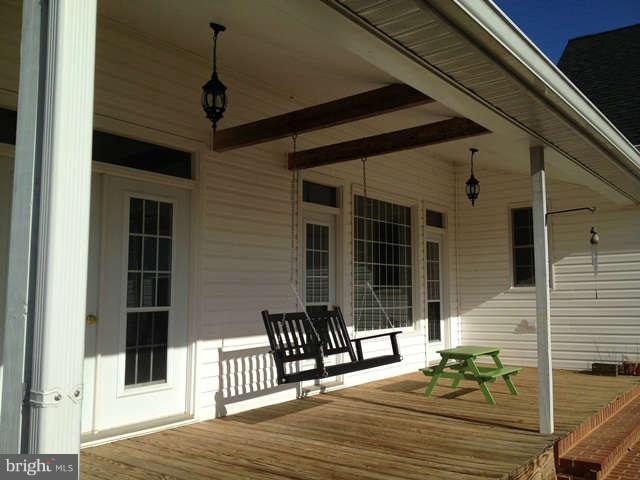 1071 South Childs Road Kearneysville, WV 25430 - Photo 11 of 30 Exterior (Rear)