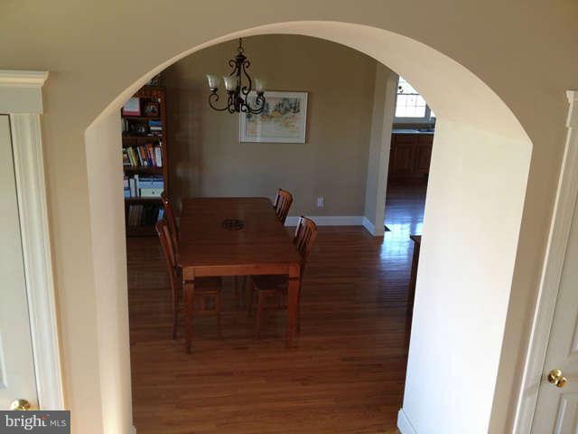 1071 South Childs Road Kearneysville, WV 25430 - Photo 14 of 30 Dining Room