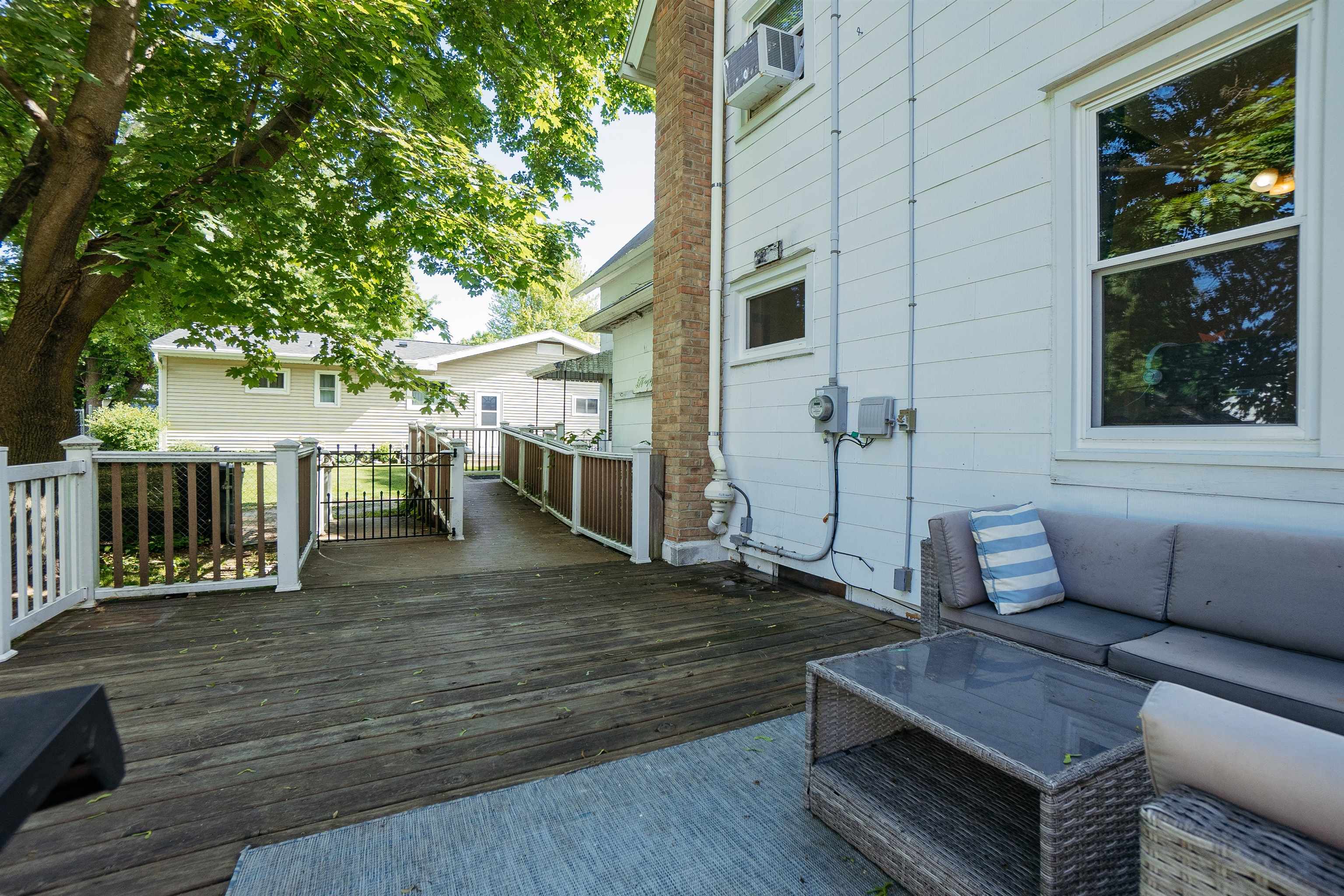536 Eureka Street Ripon, WI 54971 - Photo 7 of 32