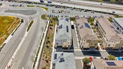 $580,000 | 5284 Beachfront Cove, Unit 245, San Diego, CA 92154