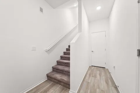 $580,000 | 5284 Beachfront Cove, Unit 245, San Diego, CA 92154